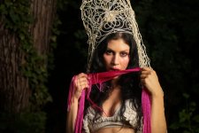 Парад на Кони-Айленд: порноактриса впервые становится «Королевой-русалкой»